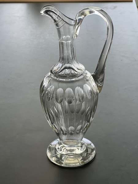 Crystal claret jug with handle